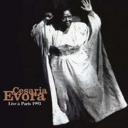 Cesaria Evora: Live á Paris 1993