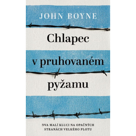 Chlapec v pruhovaném pyžamu